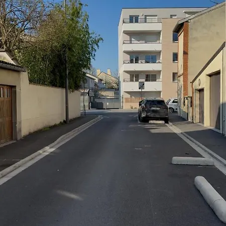 Chez Brunella Centre Avec Parking Apartment Reims