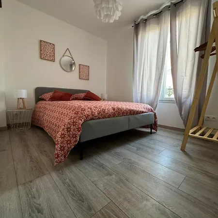 Chez Brunella Centre Avec Parking Appartement Reims