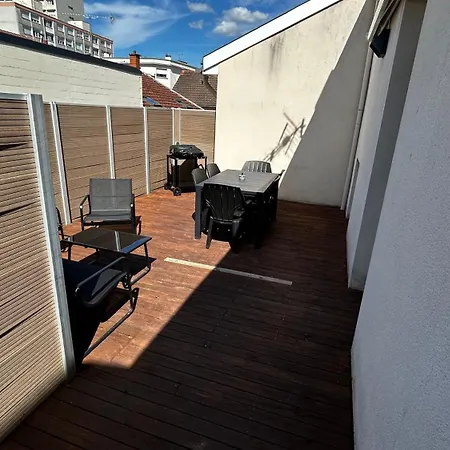 Appartement Chez Brunella Centre Avec Parking Reims